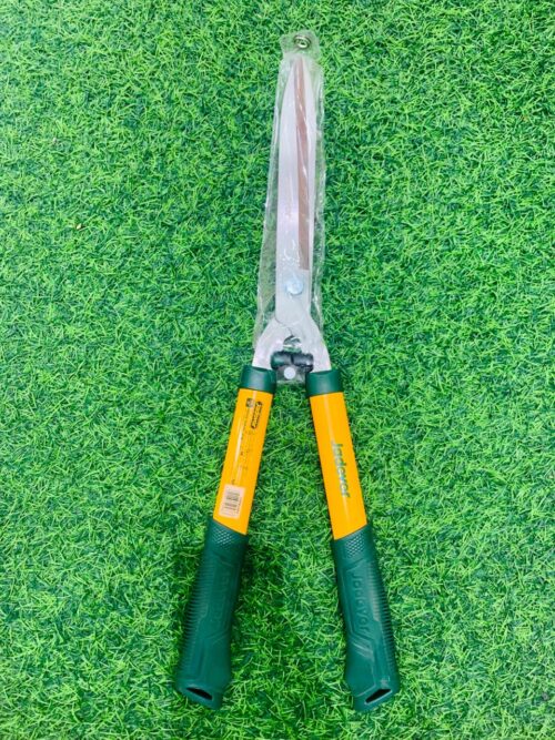 Hedge shears
